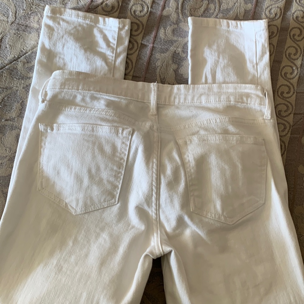 Gap Denim WHITE 27 Girlfriend jeans.